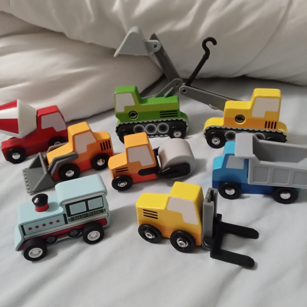 Melissa & Doug Colorful Wooden Construction Vehicle Set
